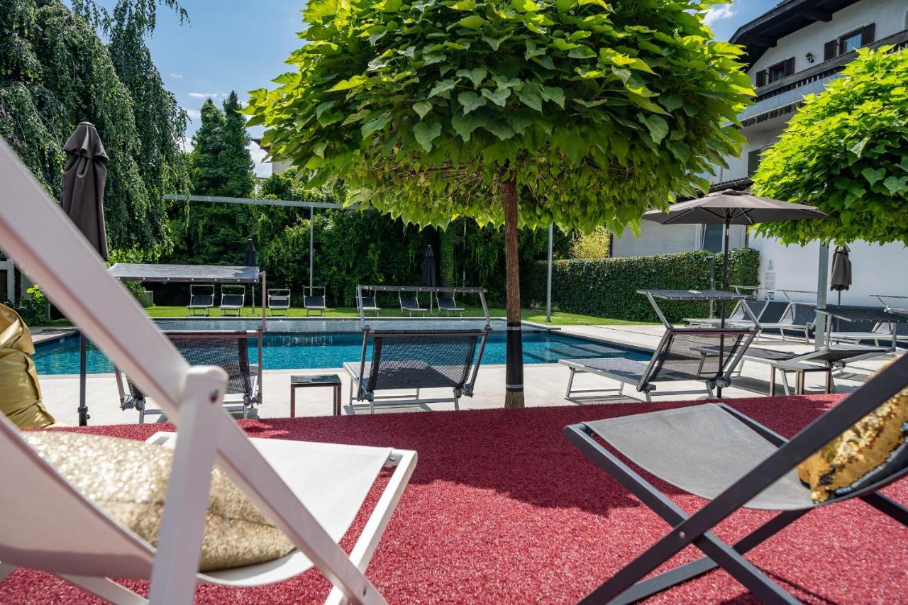 Goldfinger + Suites Lana Exteriör bild